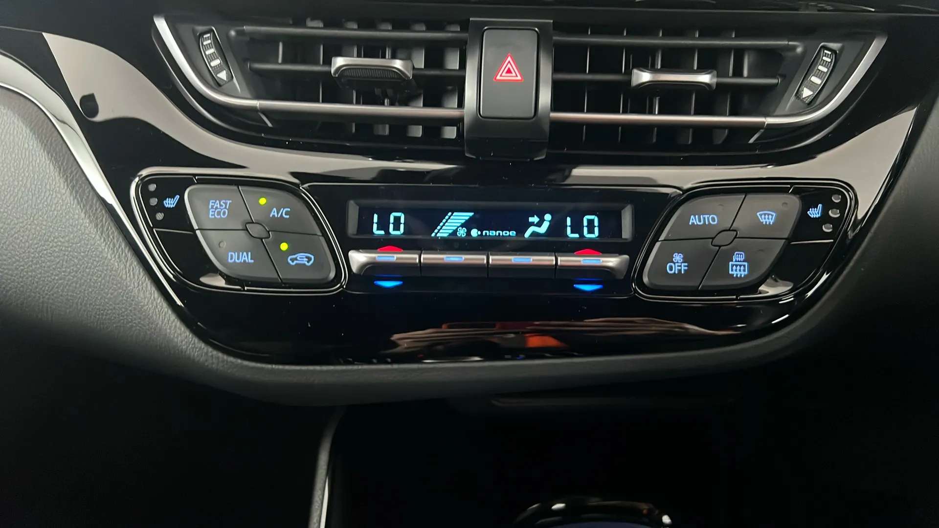 2020 TOYOTA C-HR 2020 TOYOTA C-HR