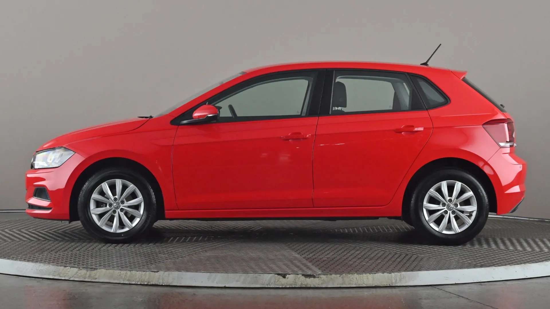 A 2018 VOLKSWAGEN POLO 1.0 SE A 2018 VOLKSWAGEN POLO 1.0 SE