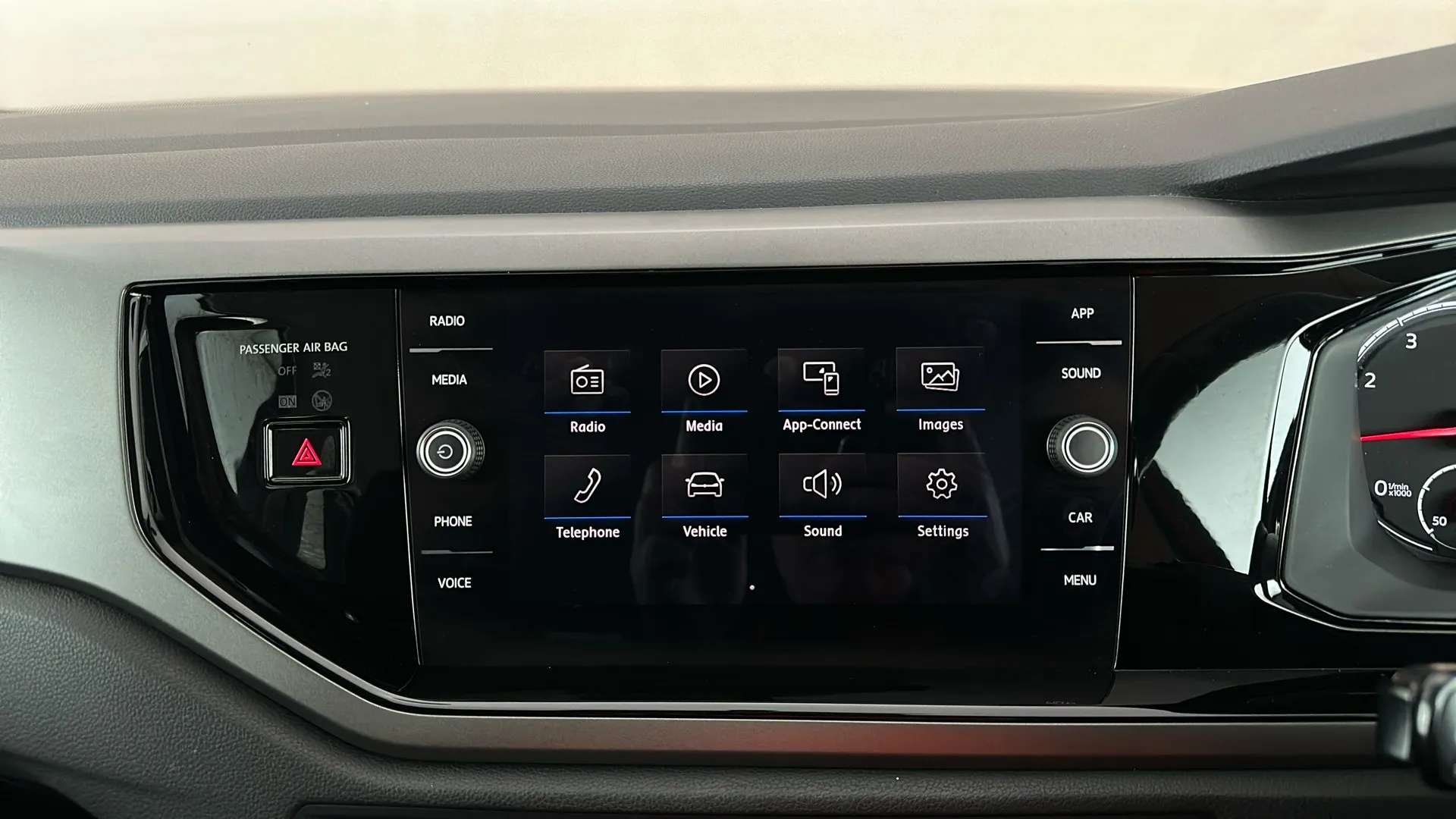 2018 VOLKSWAGEN POLO 2018 VOLKSWAGEN POLO