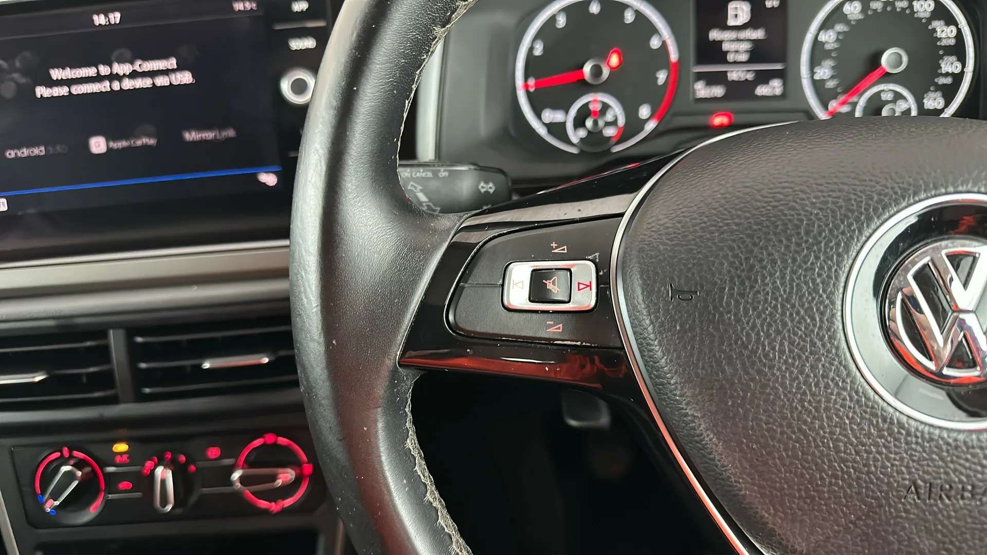 2018 VOLKSWAGEN POLO 2018 VOLKSWAGEN POLO