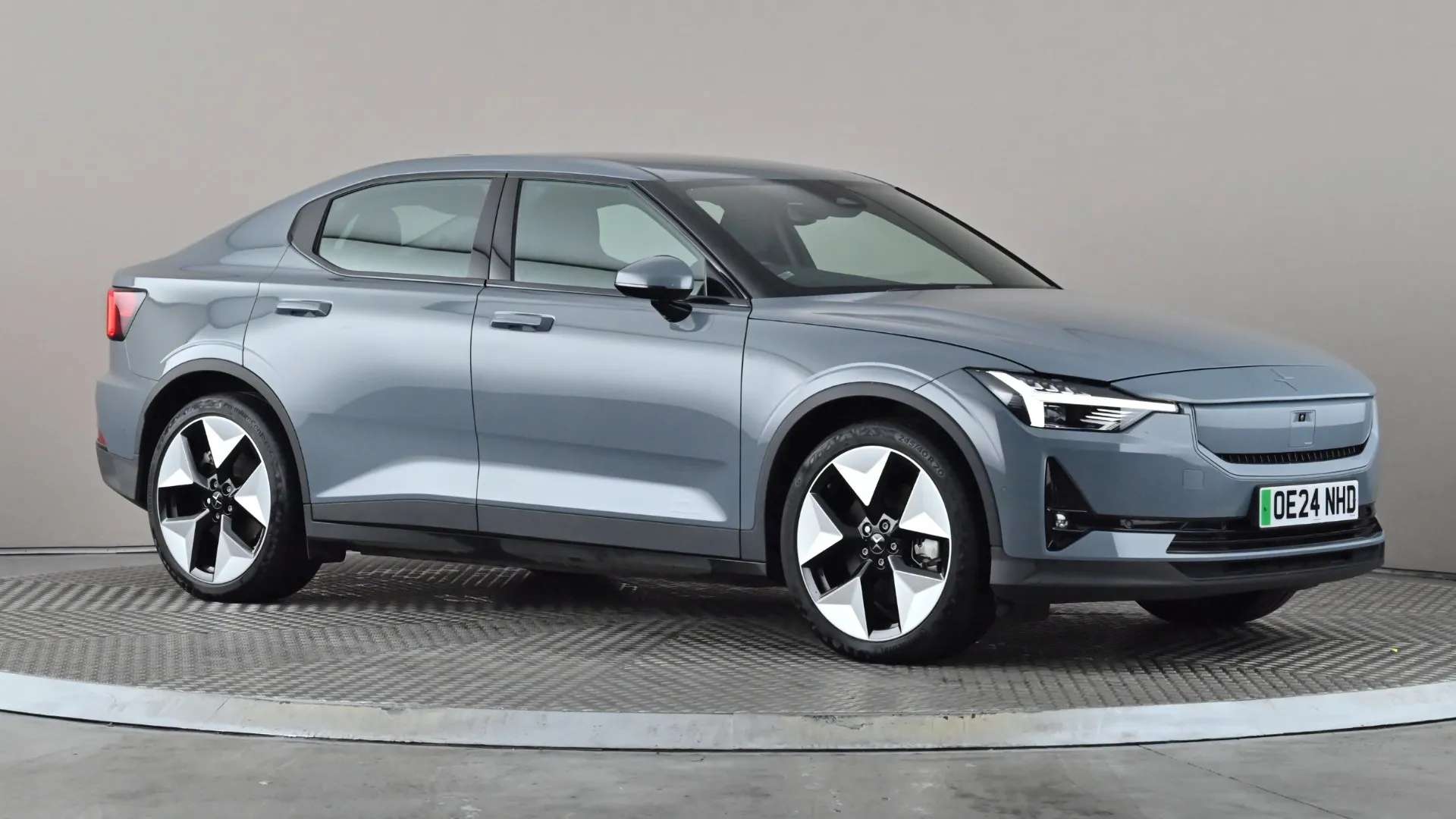A 2024 POLESTAR 2 220kW 82kWh Long Range Single motor Auto A 2024 POLESTAR 2 220kW 82kWh Long Range Single motor Auto