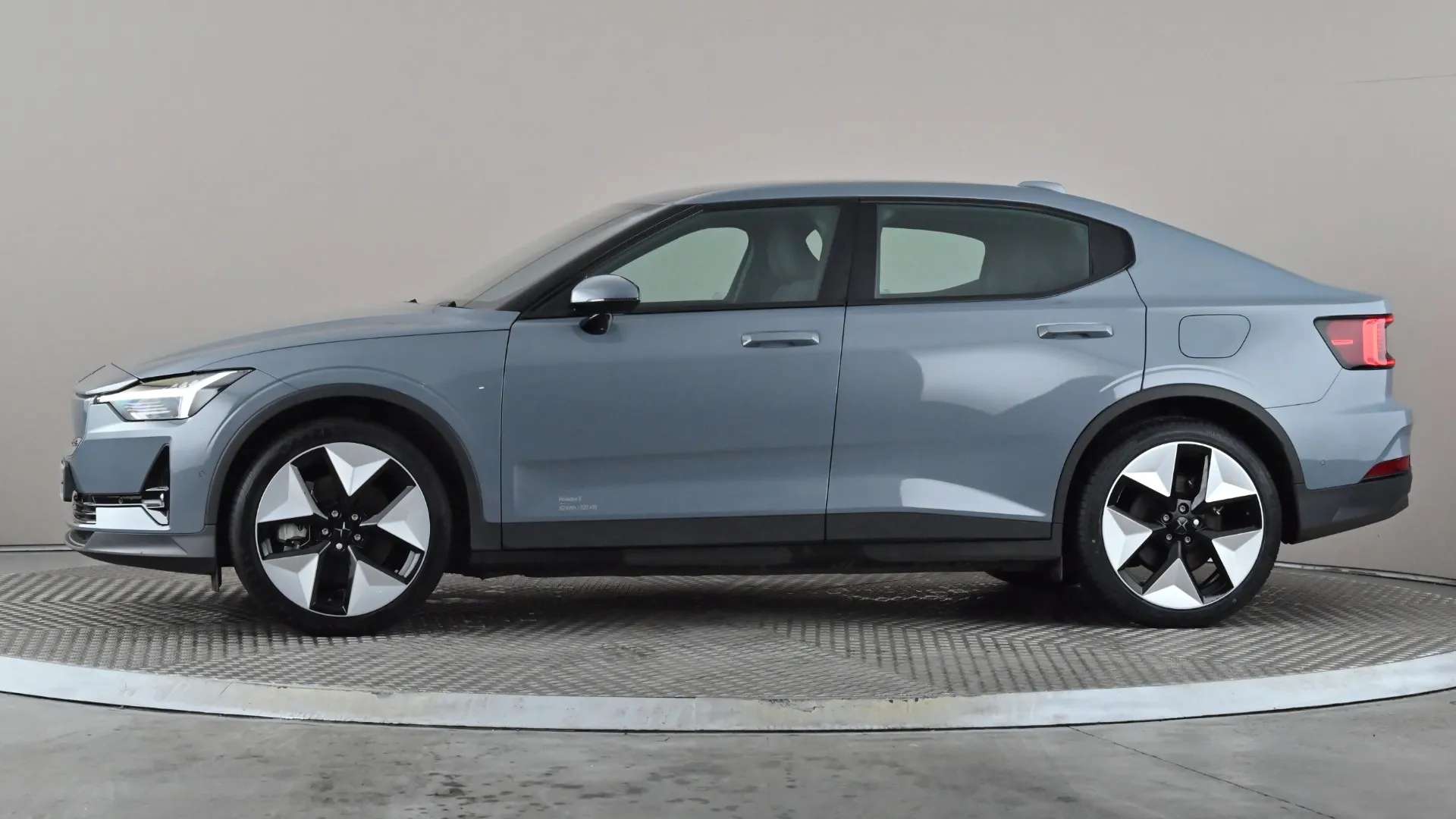 A 2024 POLESTAR 2 220kW 82kWh Long Range Single motor Auto A 2024 POLESTAR 2 220kW 82kWh Long Range Single motor Auto