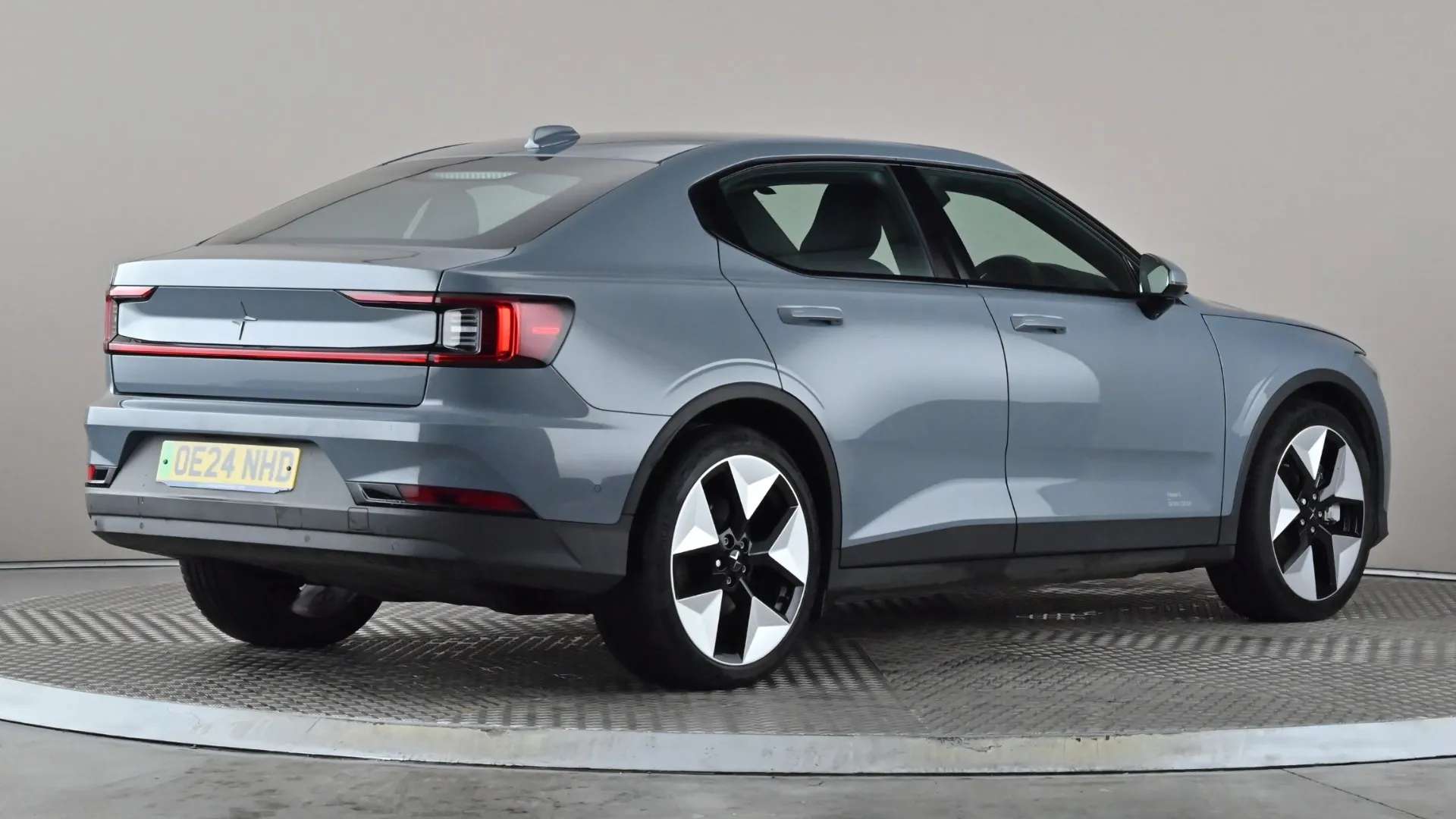 2024 POLESTAR 2 2024 POLESTAR 2