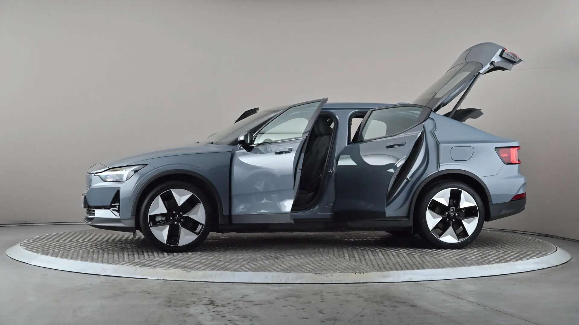 2024 POLESTAR 2 2024 POLESTAR 2