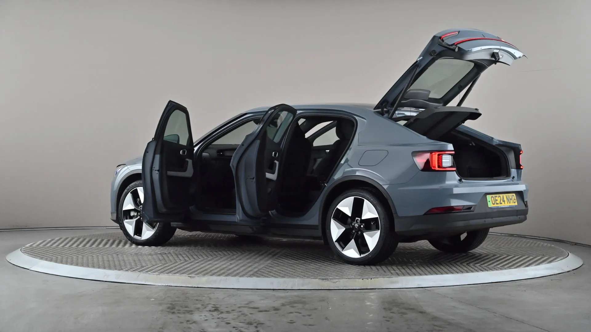 2024 POLESTAR 2 2024 POLESTAR 2