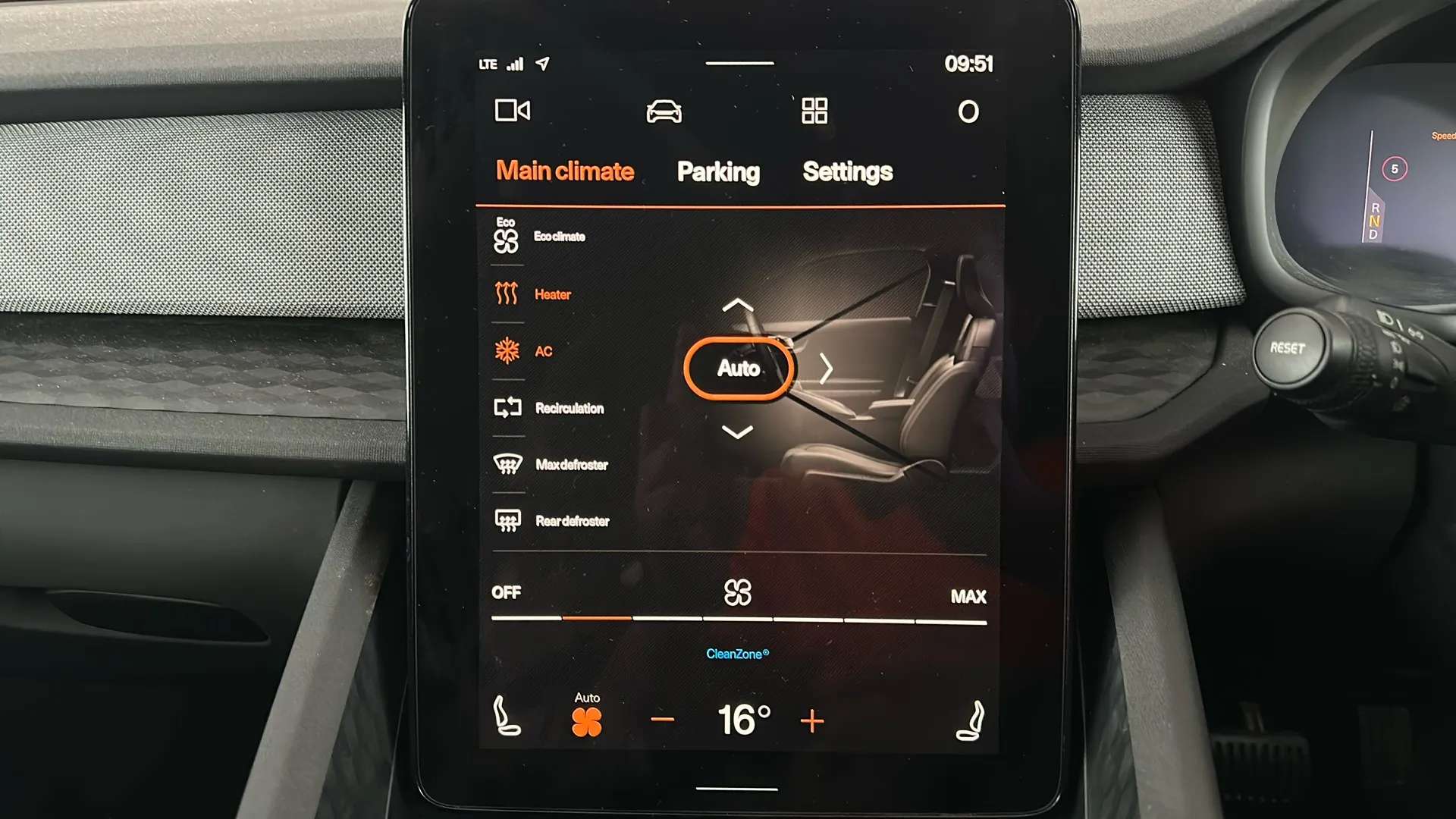 2024 POLESTAR 2 2024 POLESTAR 2