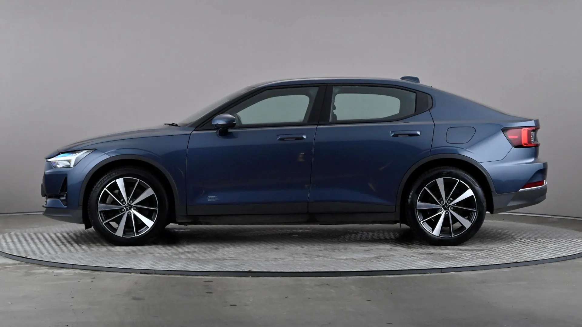 A 2022 POLESTAR 2 170kW 69kWh Standard Range Single motor Auto A 2022 POLESTAR 2 170kW 69kWh Standard Range Single motor Auto