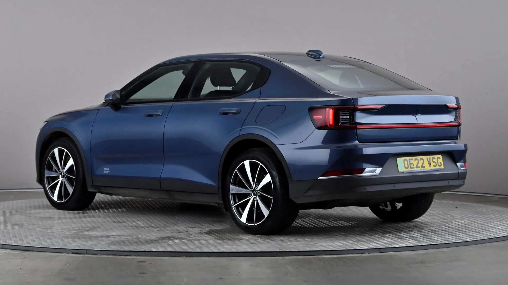 A 2022 POLESTAR 2 170kW 69kWh Standard Range Single motor Auto A 2022 POLESTAR 2 170kW 69kWh Standard Range Single motor Auto