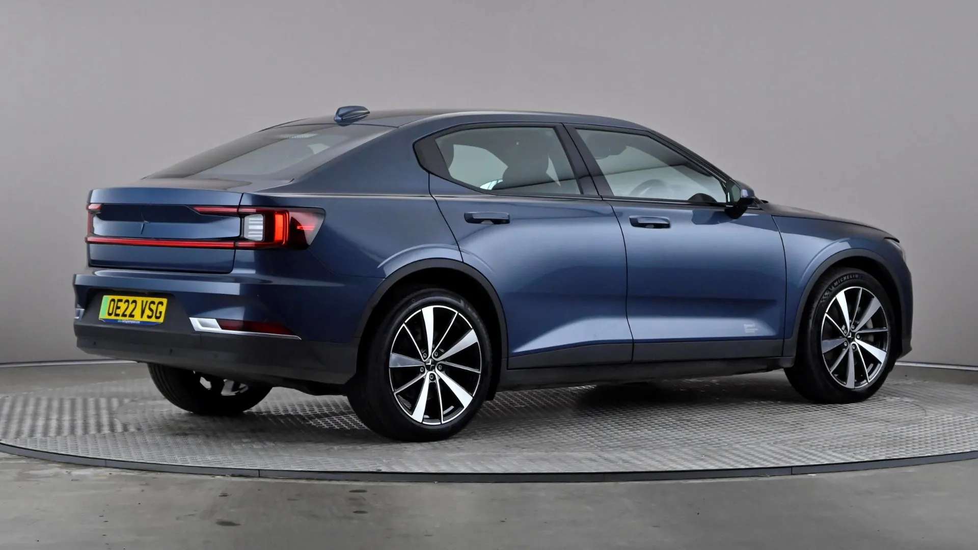 2022 POLESTAR 2 2022 POLESTAR 2