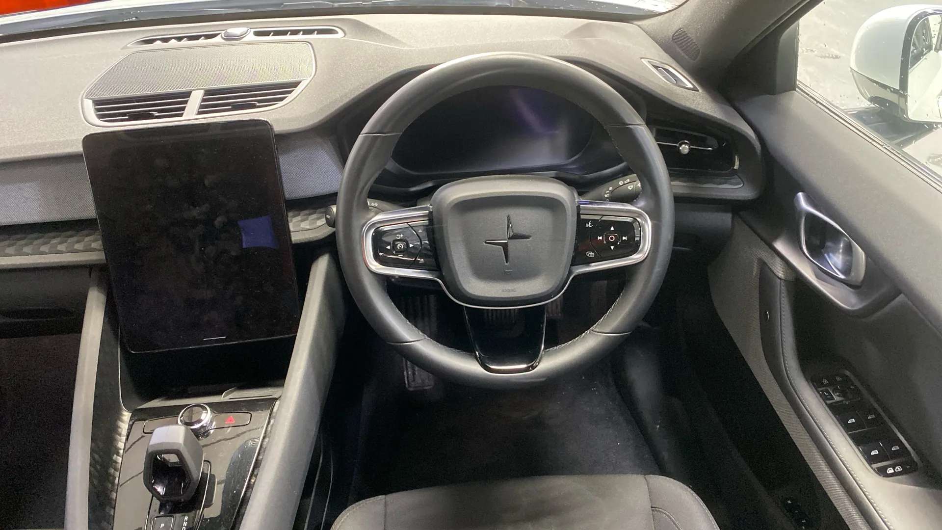 2023 POLESTAR 2 2023 POLESTAR 2