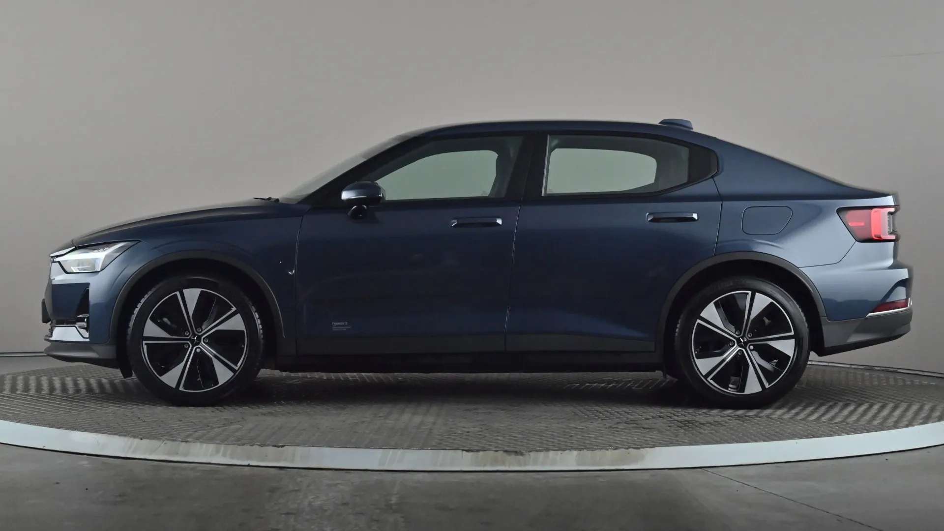 A 2023 POLESTAR 2 170kW 78kWh Long Range Single motor Auto A 2023 POLESTAR 2 170kW 78kWh Long Range Single motor Auto