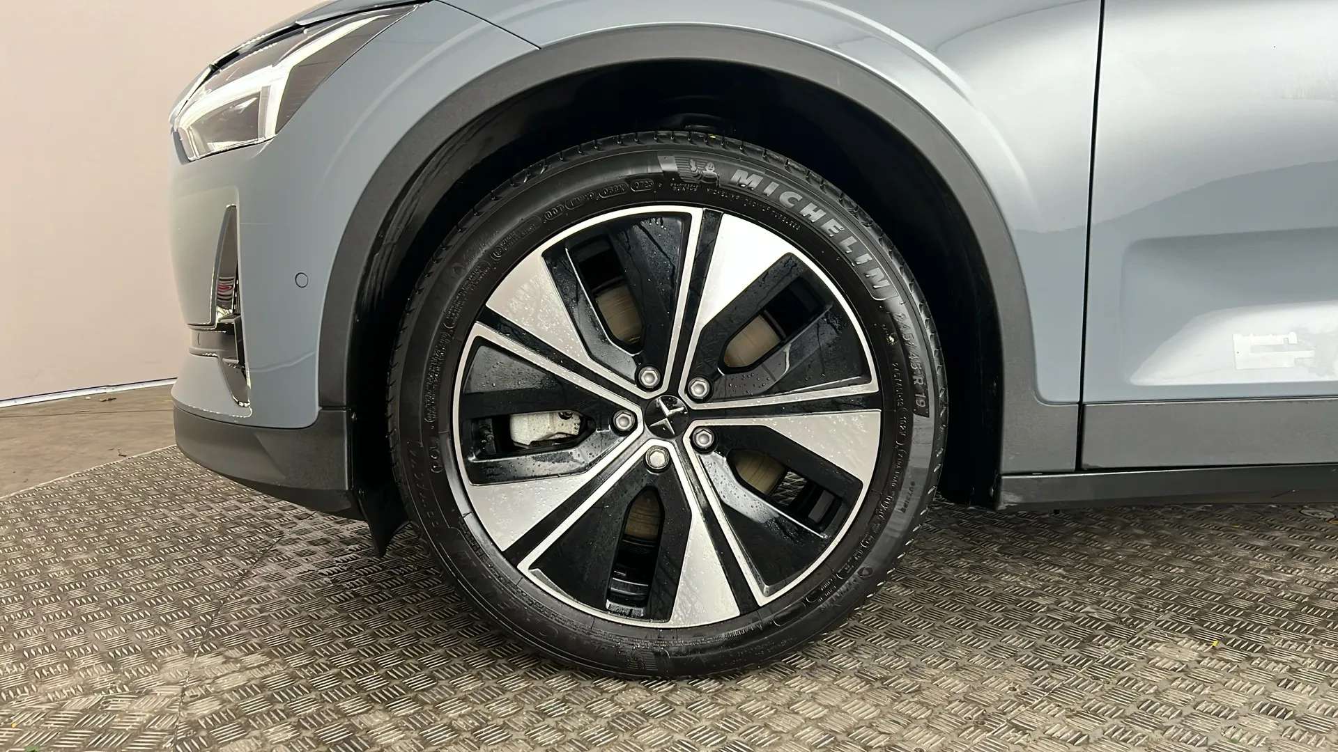 2023 POLESTAR 2 2023 POLESTAR 2