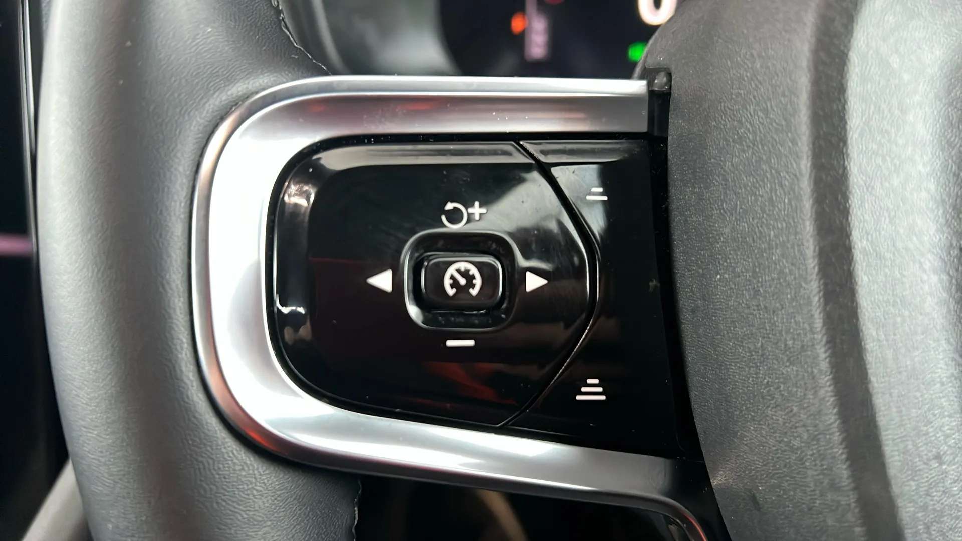 2023 POLESTAR 2 2023 POLESTAR 2