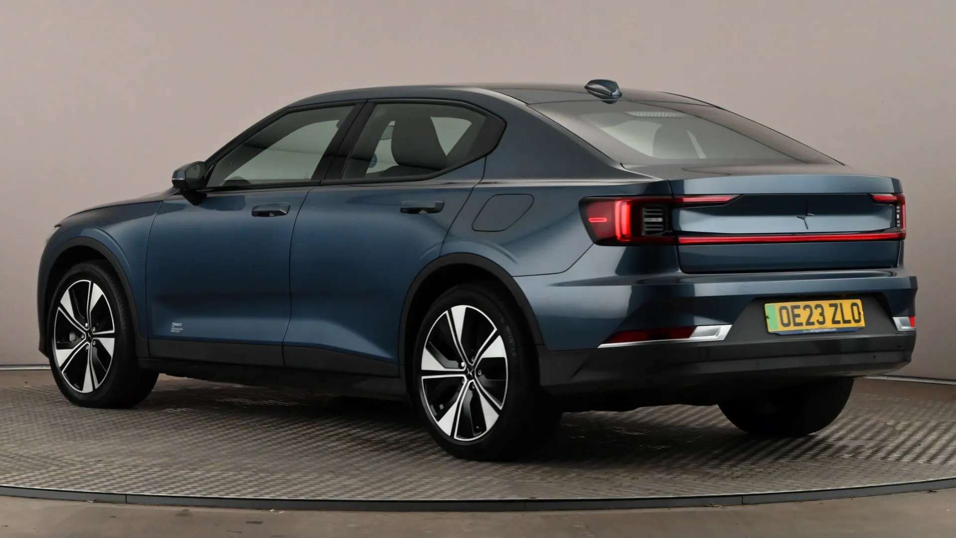 A 2023 POLESTAR 2 170kW 69kWh Standard Range Single motor Auto A 2023 POLESTAR 2 170kW 69kWh Standard Range Single motor Auto