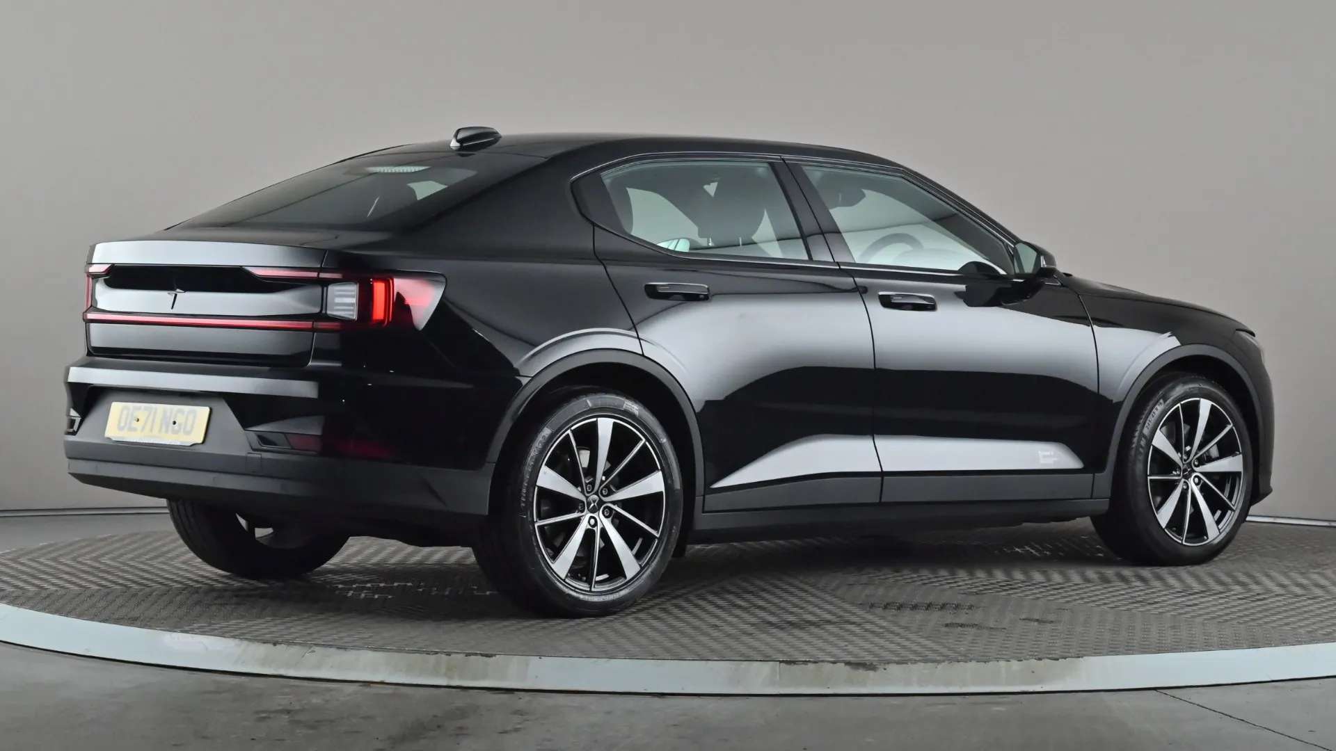 2022 POLESTAR 2 2022 POLESTAR 2