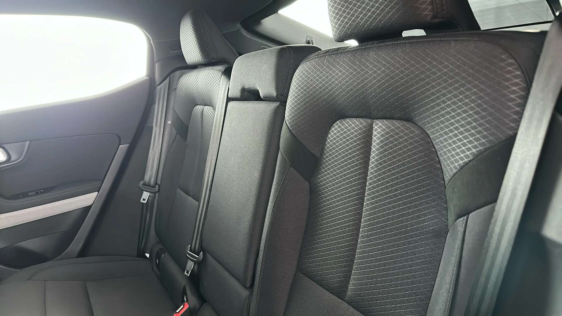 2022 POLESTAR 2 2022 POLESTAR 2