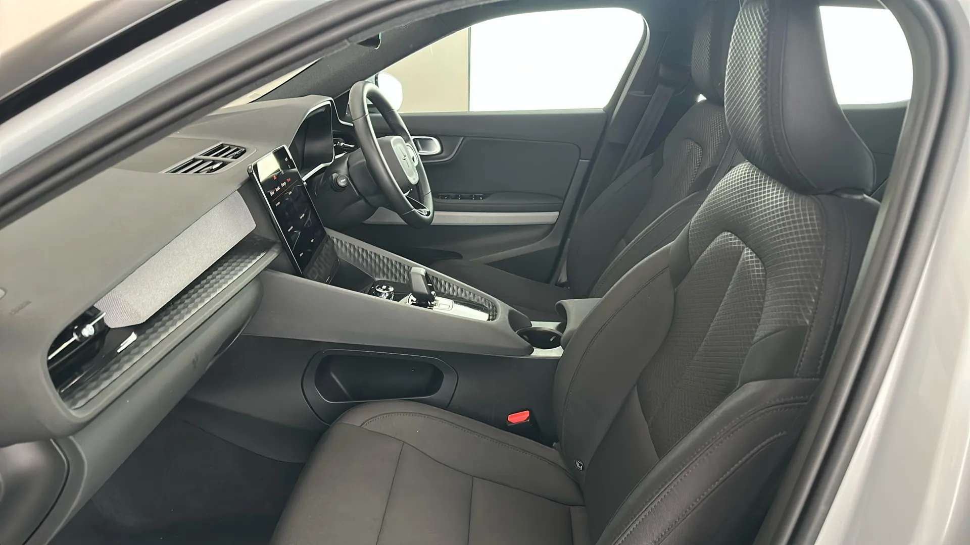 2023 POLESTAR 2 2023 POLESTAR 2