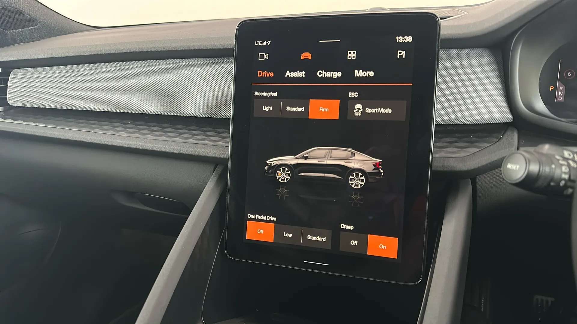 2023 POLESTAR 2 2023 POLESTAR 2