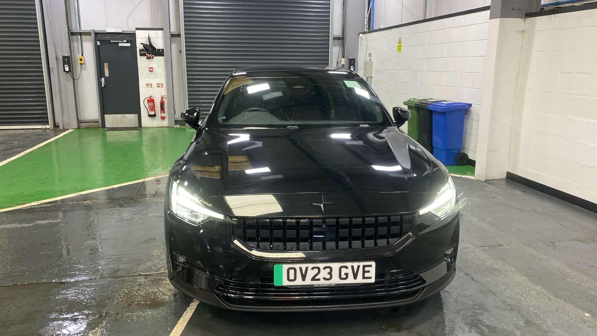 A 2023 POLESTAR 2 170kW 78kWh Long Range Single motor Auto A 2023 POLESTAR 2 170kW 78kWh Long Range Single motor Auto