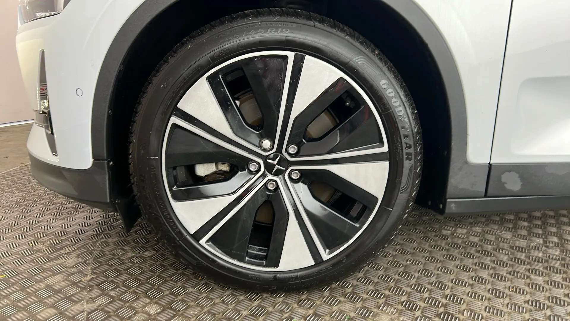 2023 POLESTAR 2 2023 POLESTAR 2