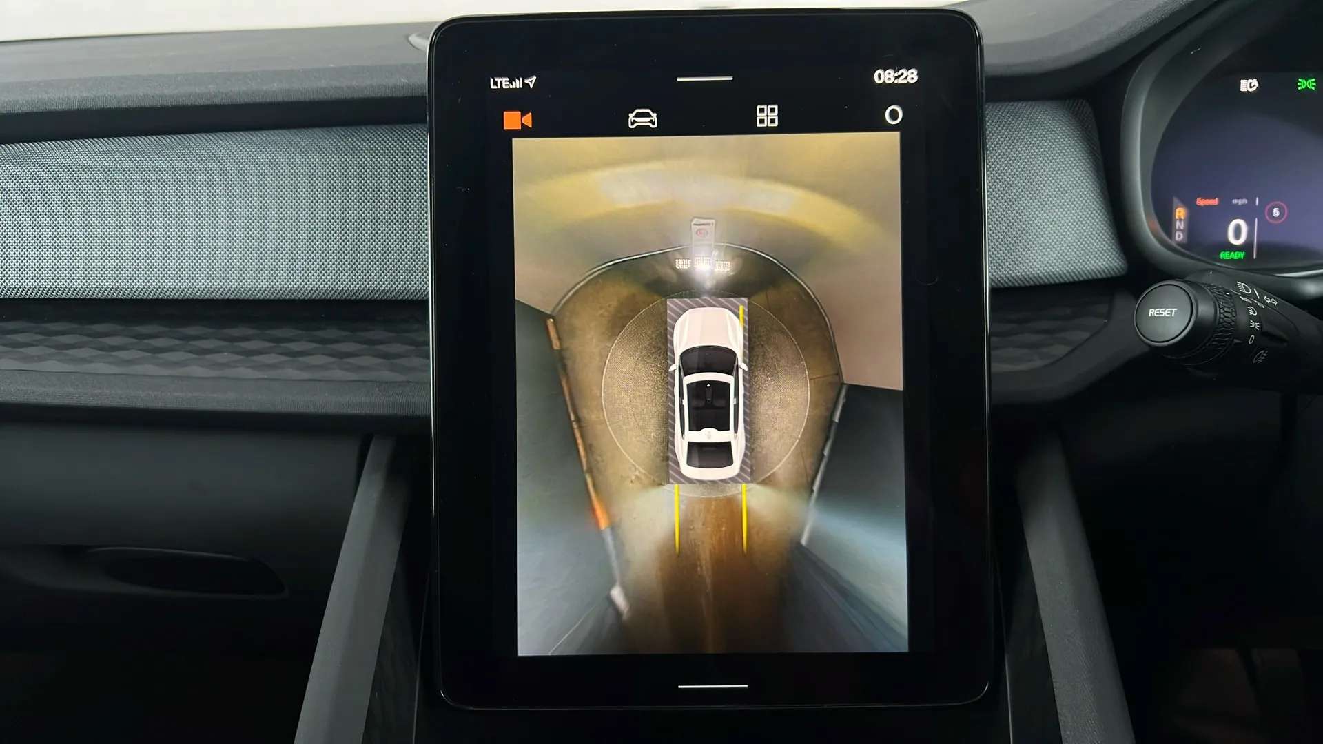 2022 POLESTAR 2 2022 POLESTAR 2