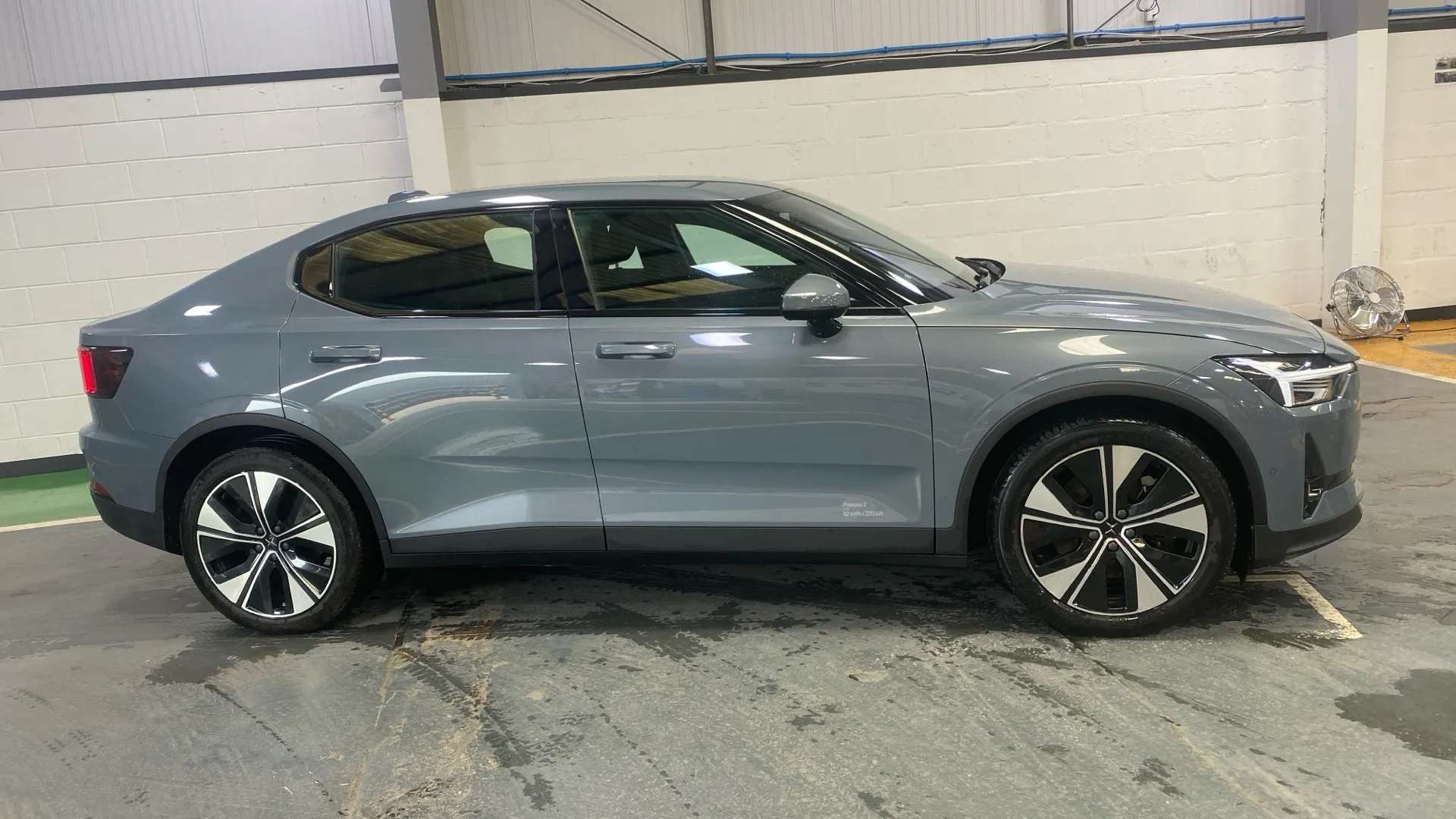 A 2023 POLESTAR 2 220kW 82kWh Long Range Single motor Auto A 2023 POLESTAR 2 220kW 82kWh Long Range Single motor Auto
