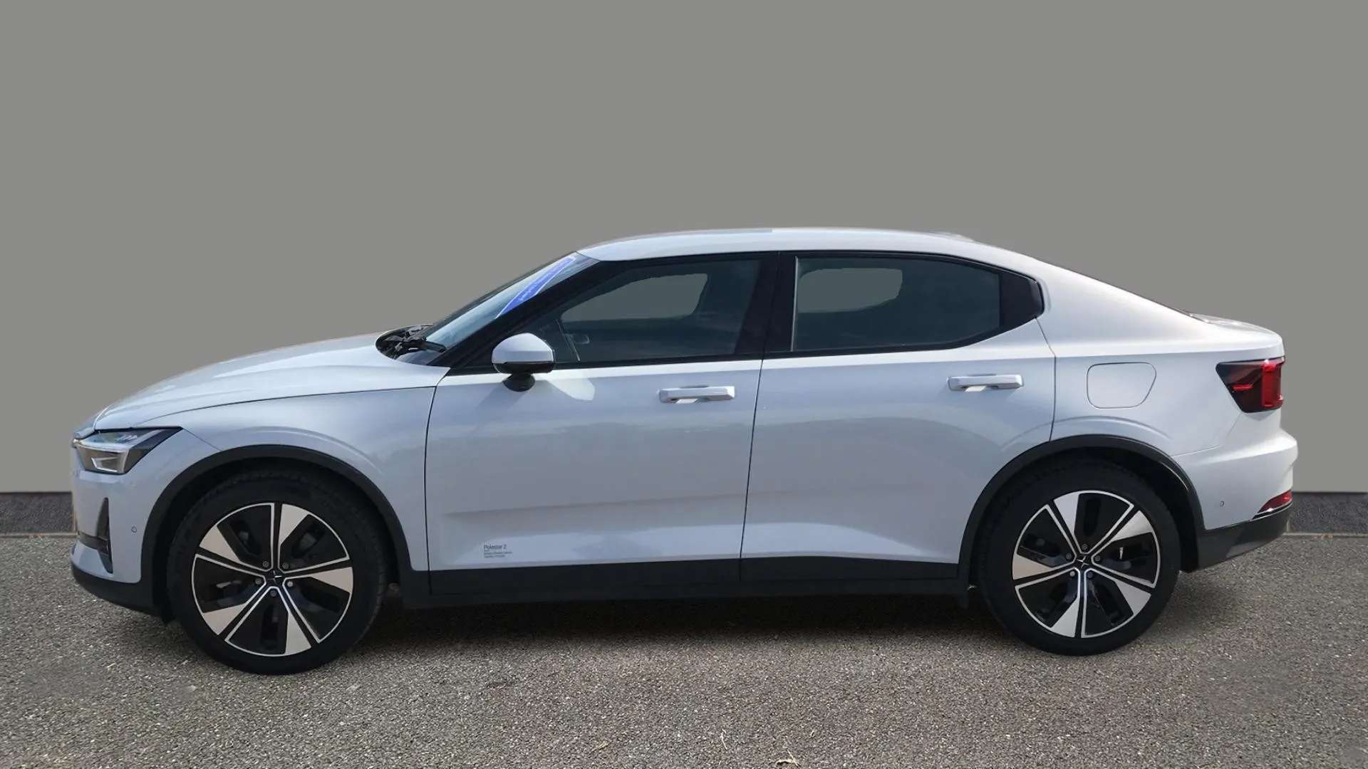 A 2023 POLESTAR 2 170kW 78kWh Long Range Single motor Auto A 2023 POLESTAR 2 170kW 78kWh Long Range Single motor Auto