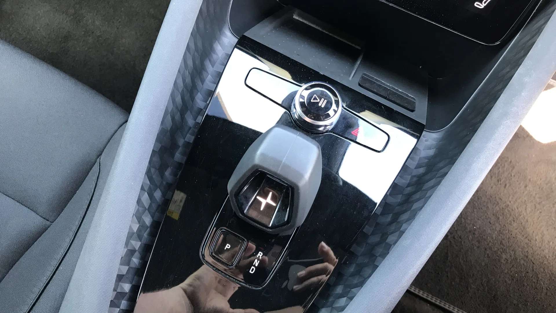 2023 POLESTAR 2 2023 POLESTAR 2