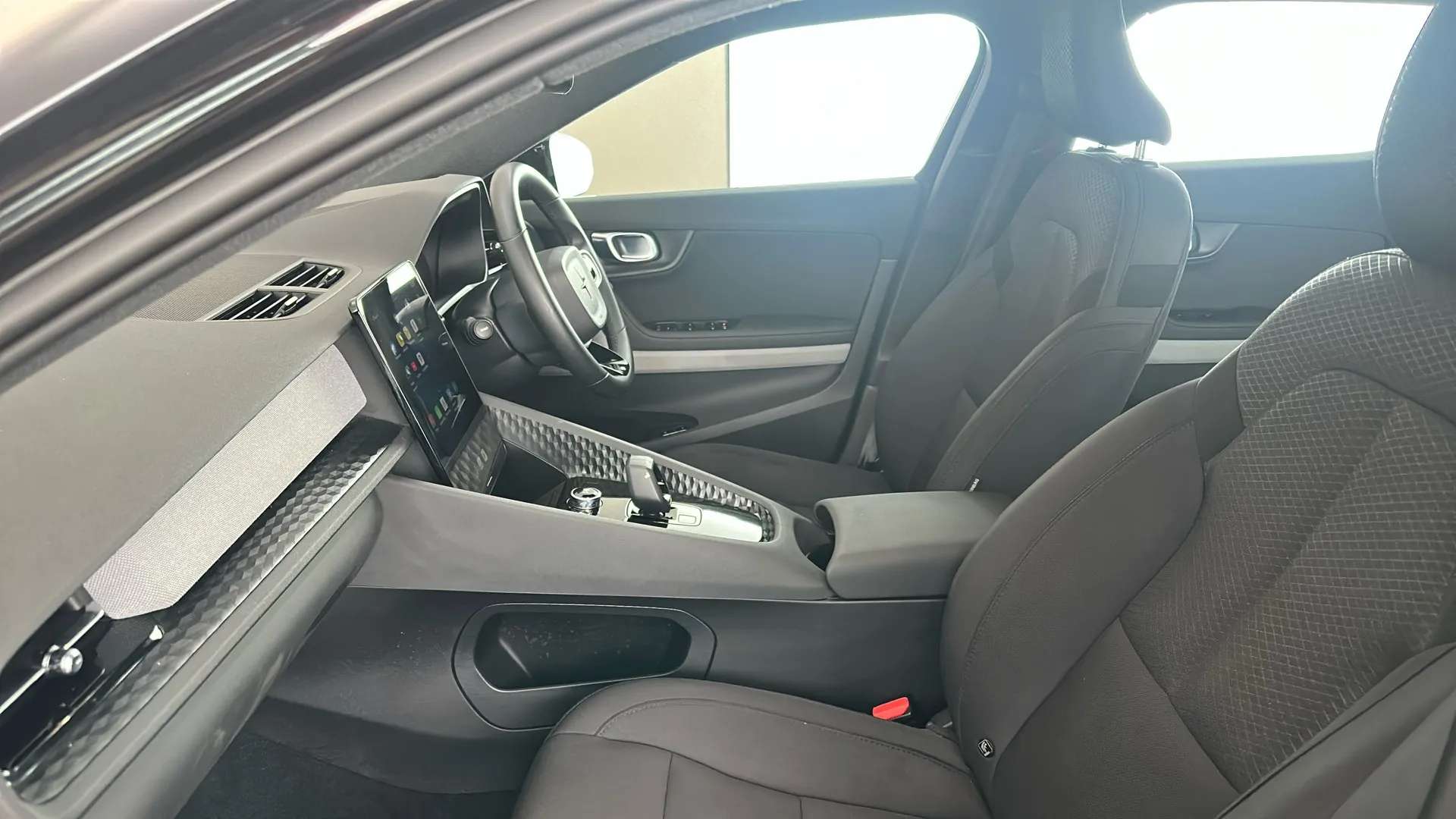 2023 POLESTAR 2 2023 POLESTAR 2