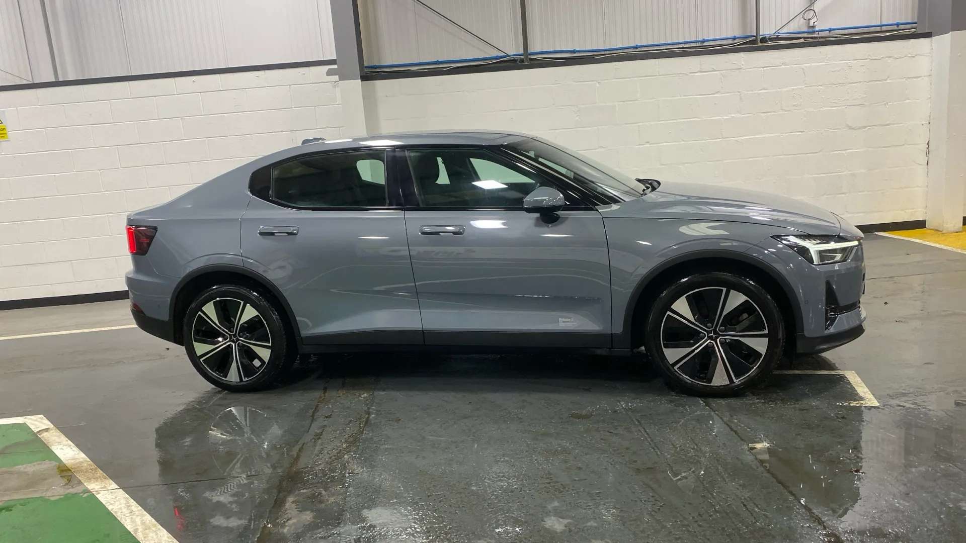 2023 POLESTAR 2 2023 POLESTAR 2