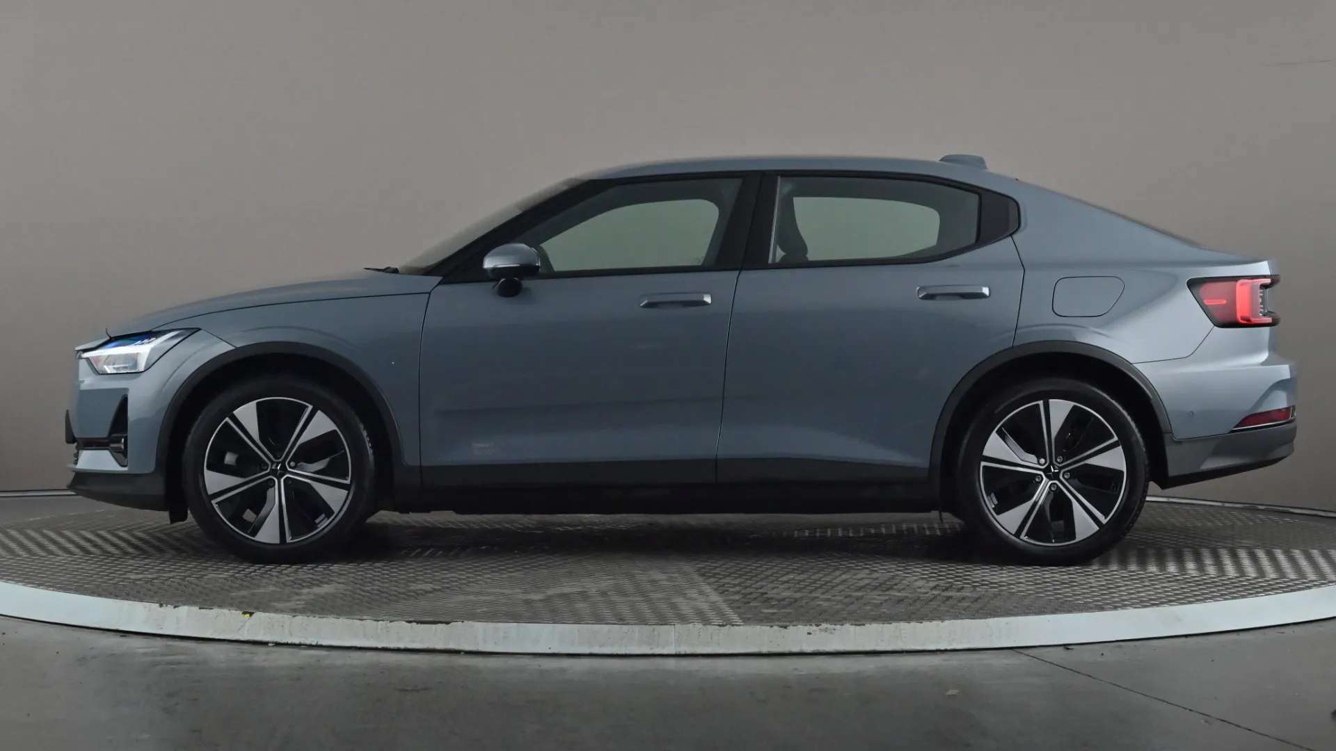 2023 POLESTAR 2 2023 POLESTAR 2