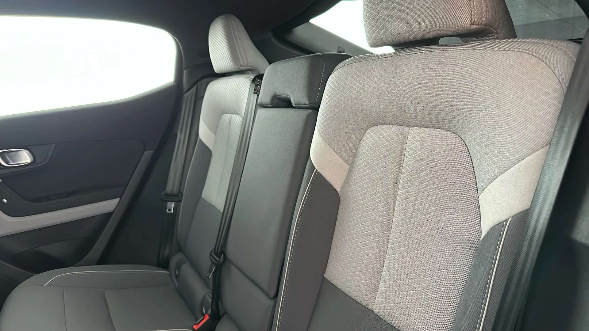 2024 POLESTAR 2 2024 POLESTAR 2