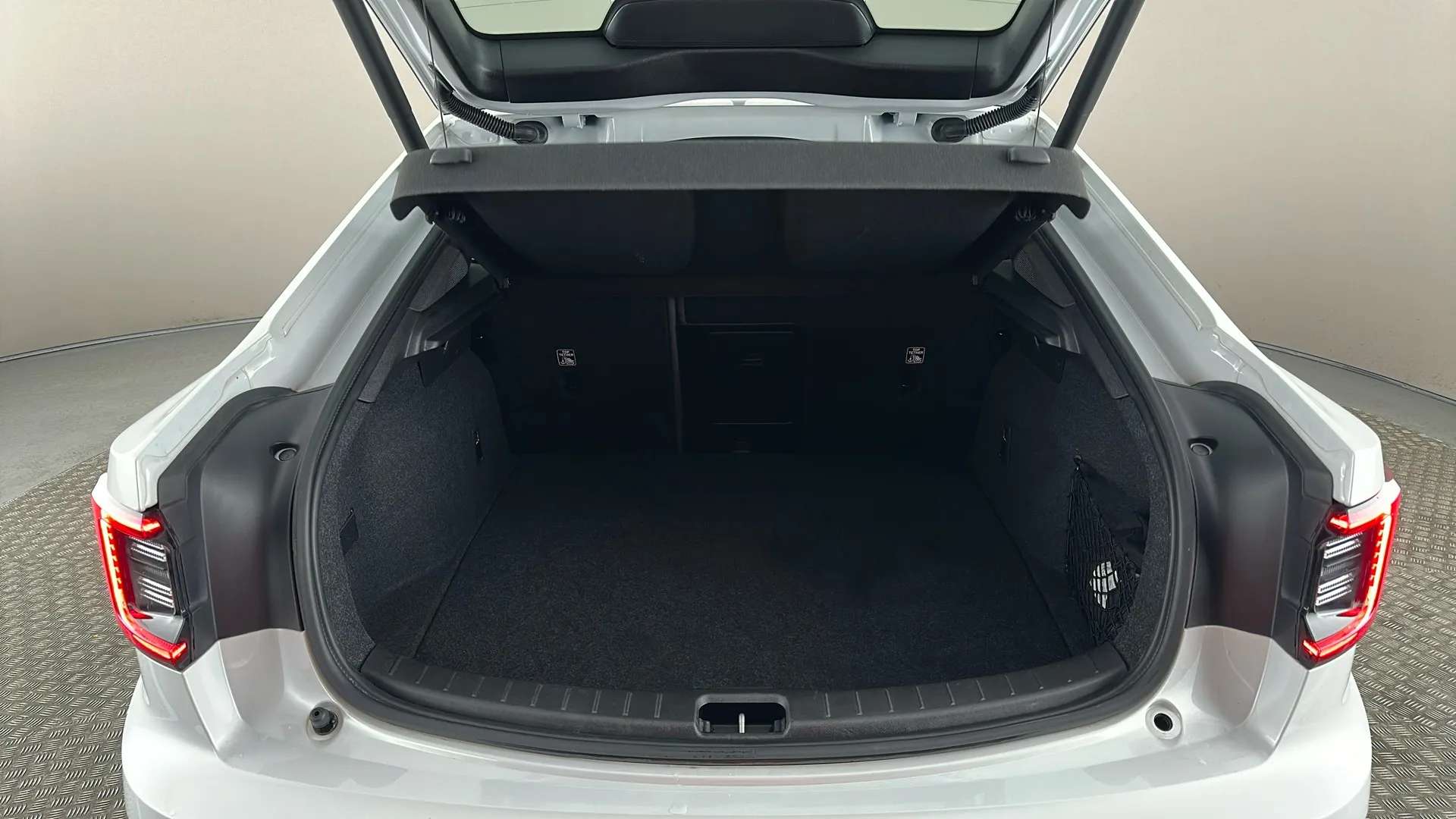 2024 POLESTAR 2 2024 POLESTAR 2