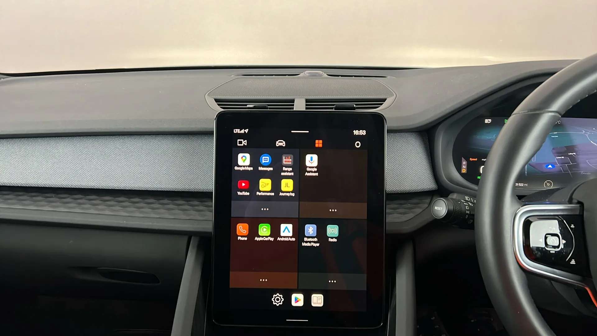 2022 POLESTAR 2 2022 POLESTAR 2