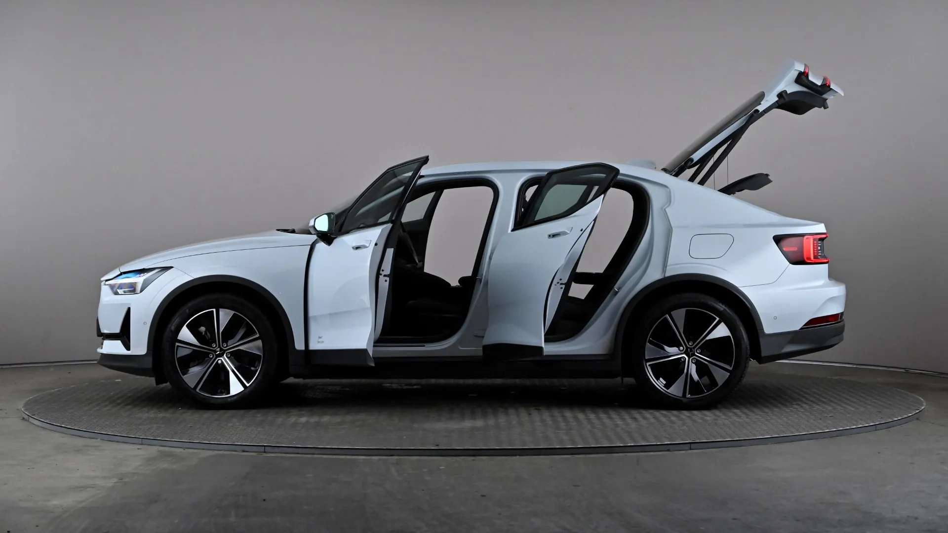 2024 POLESTAR 2 2024 POLESTAR 2