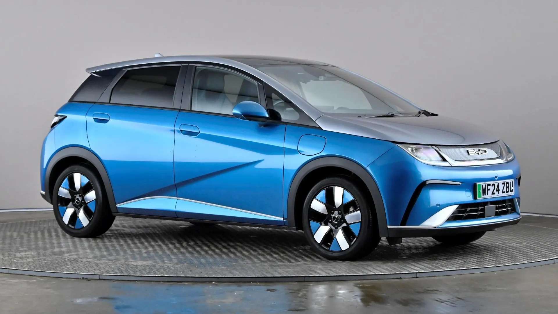 A 2024 BYD DOLPHIN 150kW Design 60.4kWh Auto A 2024 BYD DOLPHIN 150kW Design 60.4kWh Auto