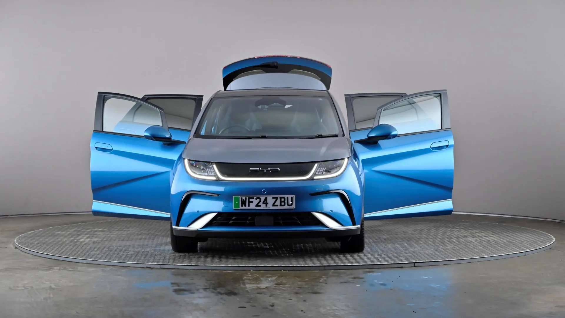 2024 BYD DOLPHIN 2024 BYD DOLPHIN