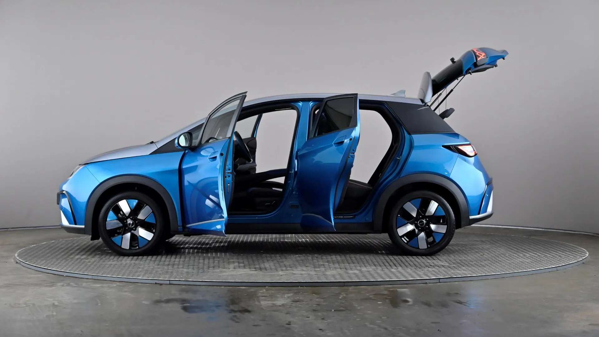 2024 BYD DOLPHIN 2024 BYD DOLPHIN