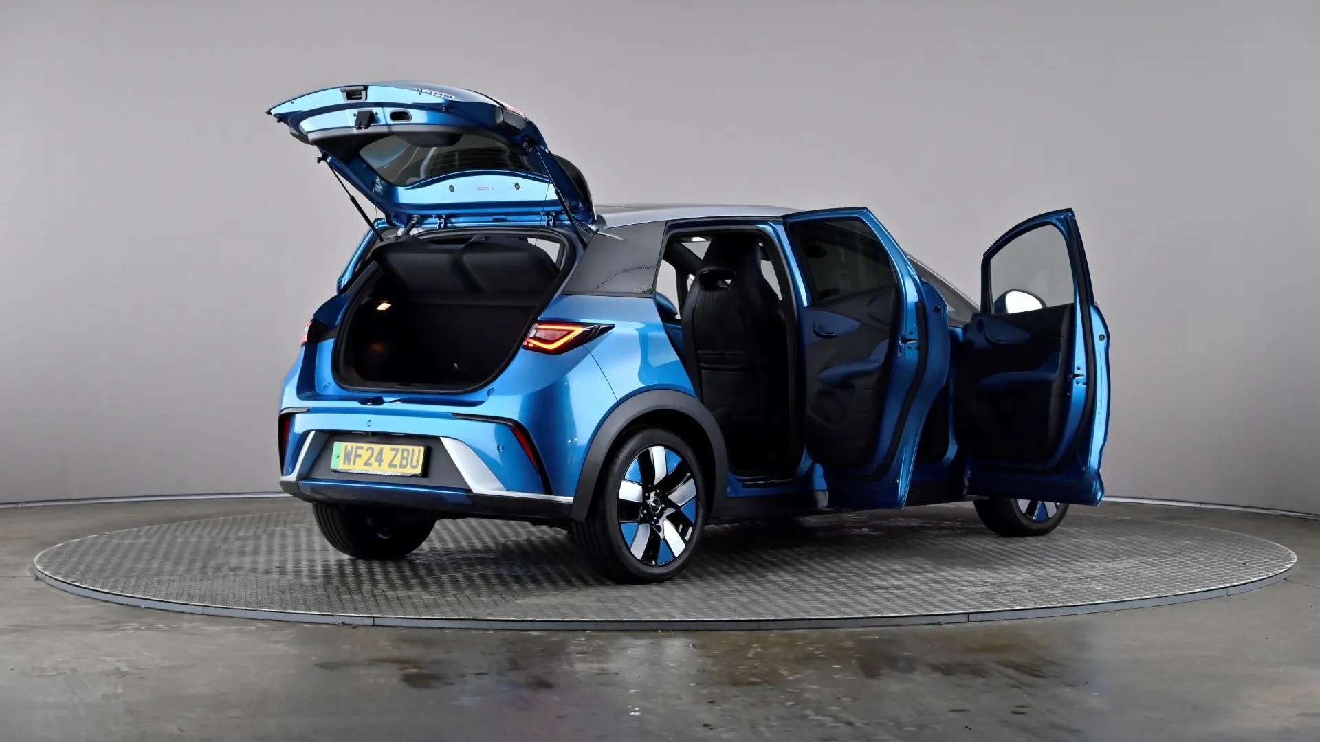 2024 BYD DOLPHIN 2024 BYD DOLPHIN