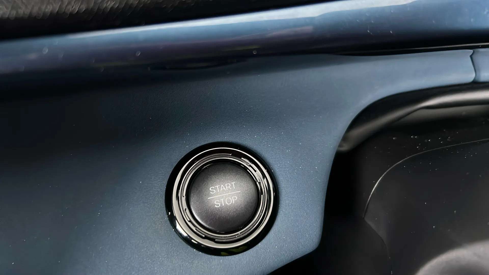 2024 BYD DOLPHIN 2024 BYD DOLPHIN