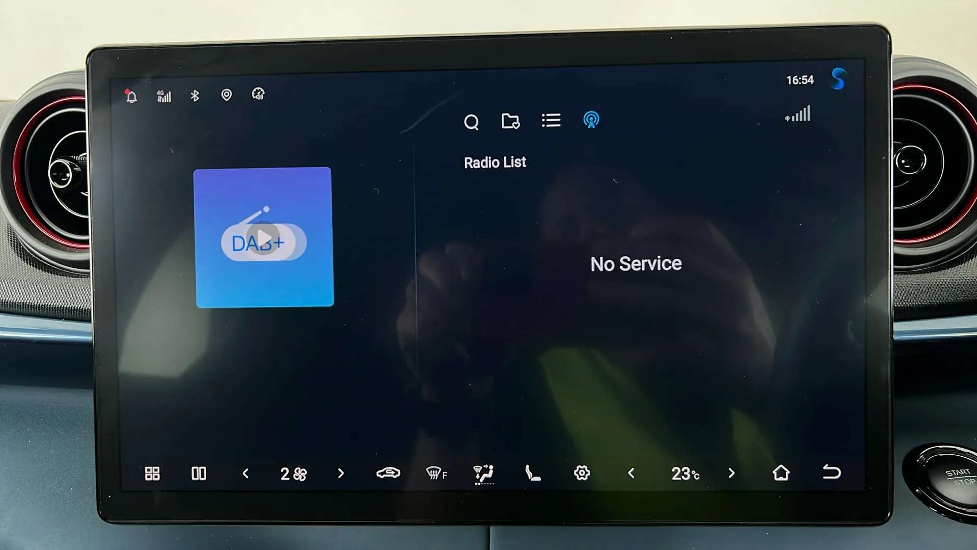 2024 BYD DOLPHIN 2024 BYD DOLPHIN