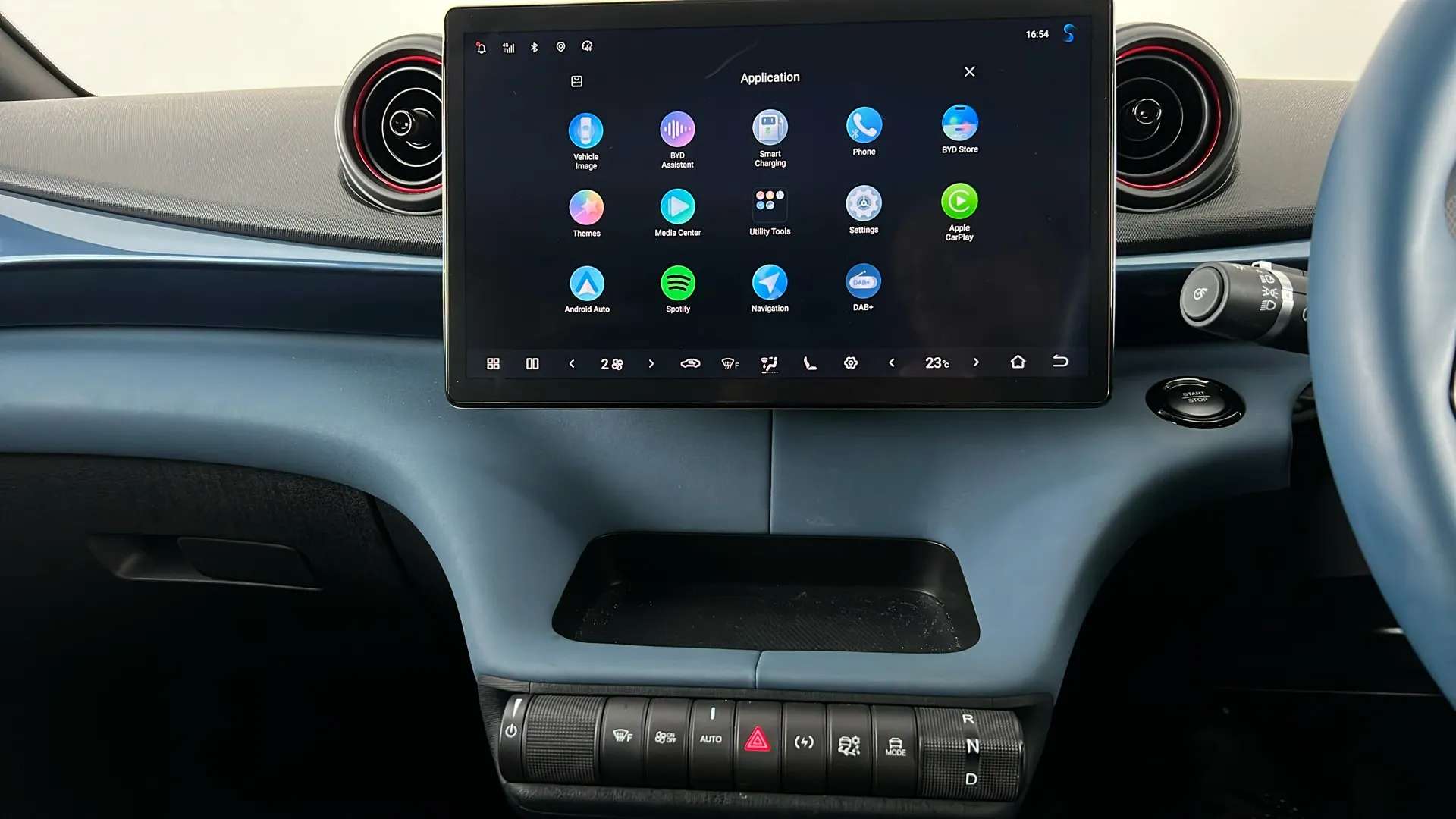 2024 BYD DOLPHIN 2024 BYD DOLPHIN