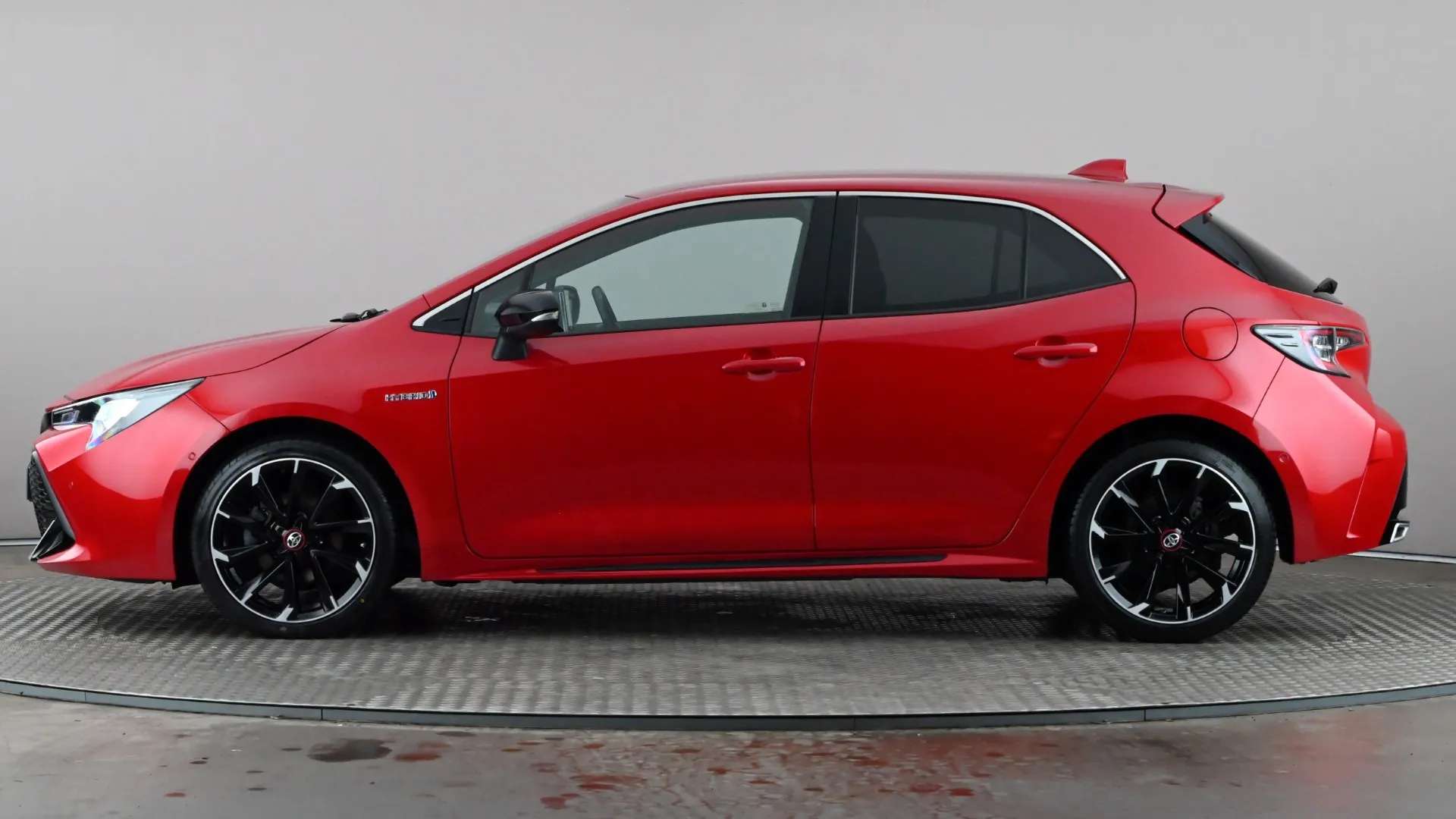 A 2021 TOYOTA COROLLA 1.8 VVT-i Hybrid GR Sport CVT A 2021 TOYOTA COROLLA 1.8 VVT-i Hybrid GR Sport CVT