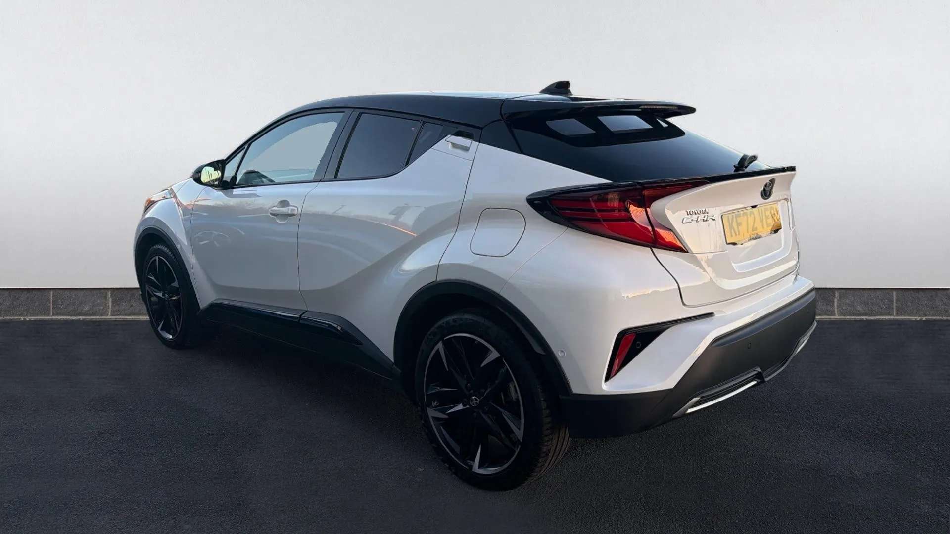 A 2023 TOYOTA C-HR 1.8 Hybrid GR Sport CVT A 2023 TOYOTA C-HR 1.8 Hybrid GR Sport CVT