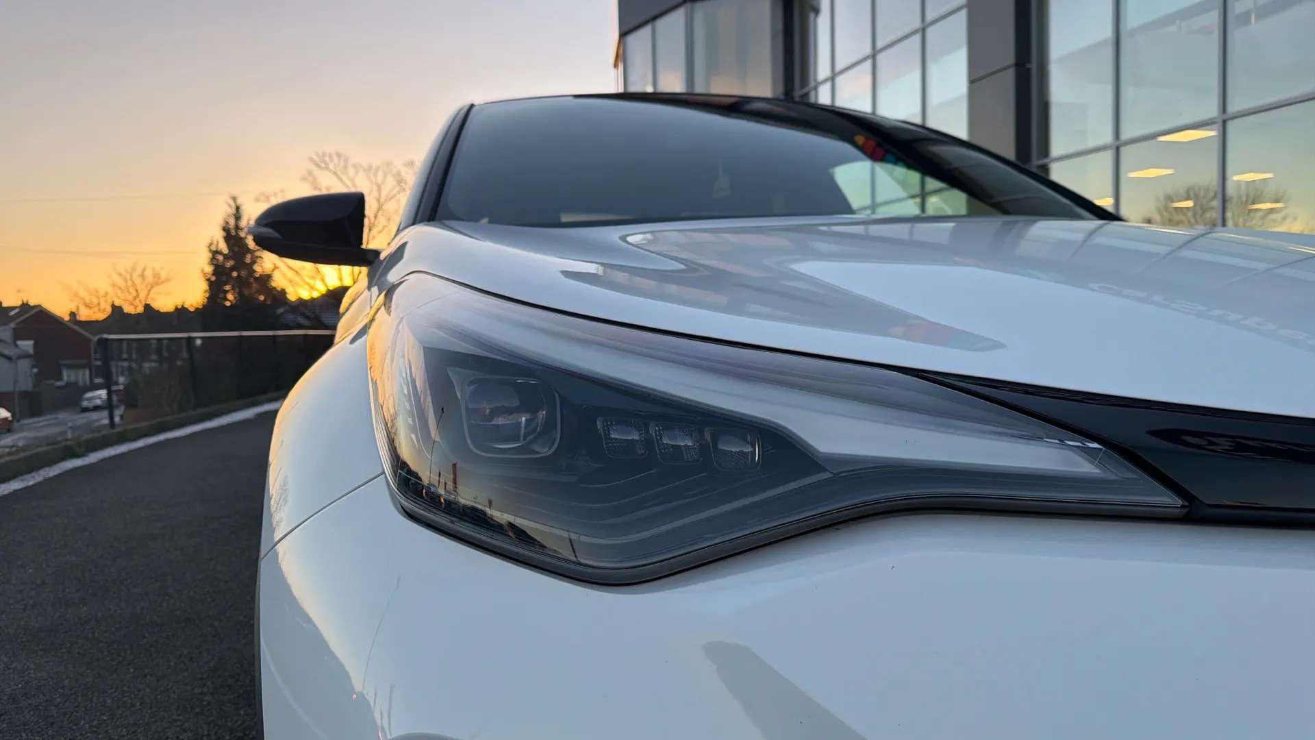 2023 TOYOTA C-HR 2023 TOYOTA C-HR