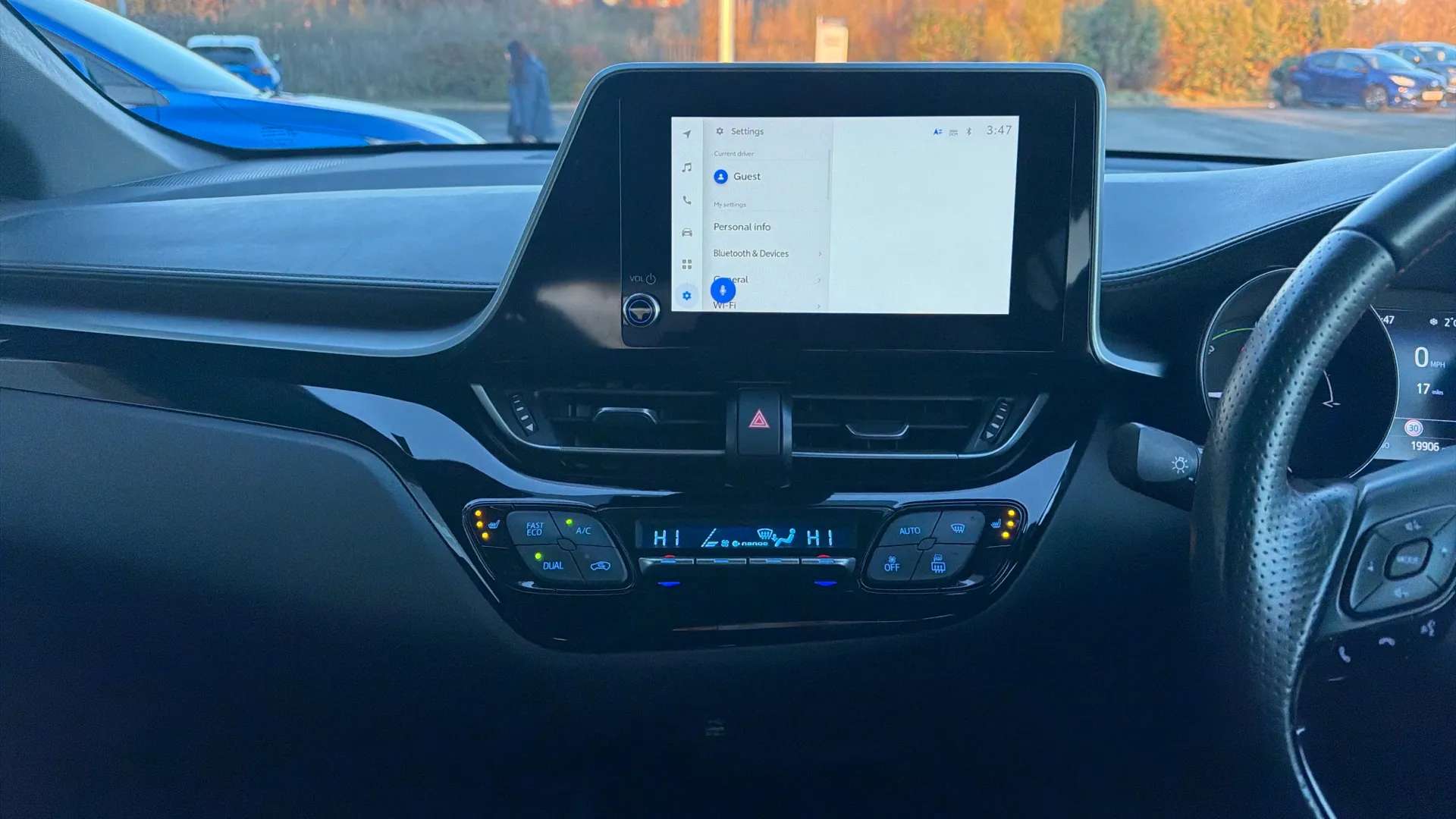 2023 TOYOTA C-HR 2023 TOYOTA C-HR