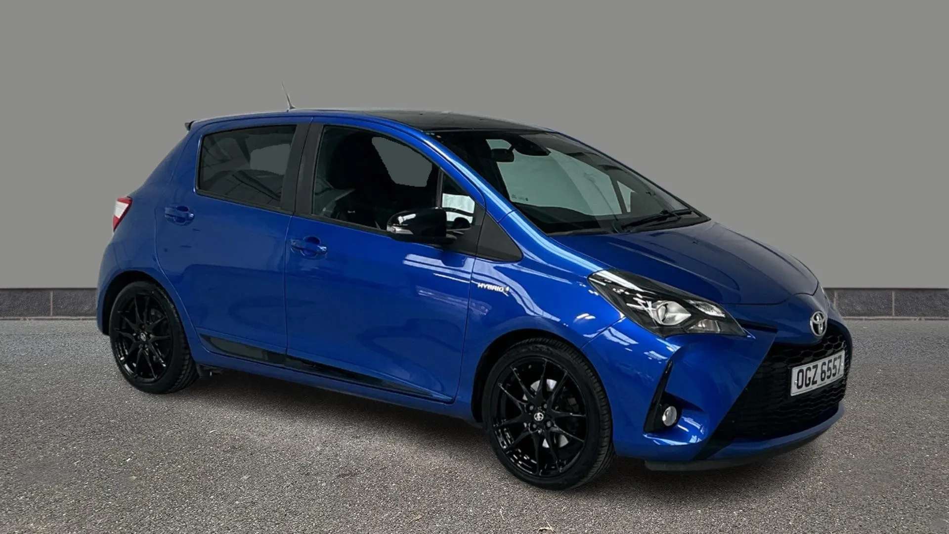 A 2019 TOYOTA YARIS 1.5 Hybrid GR-Sport CVT A 2019 TOYOTA YARIS 1.5 Hybrid GR-Sport CVT