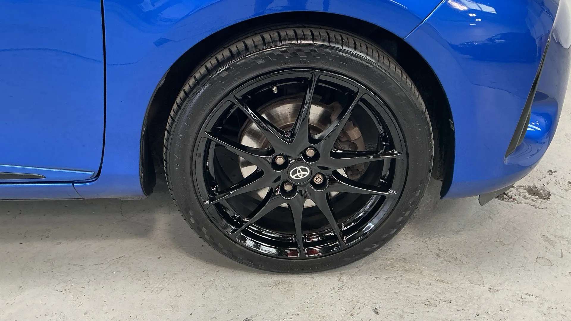 2019 TOYOTA YARIS 2019 TOYOTA YARIS