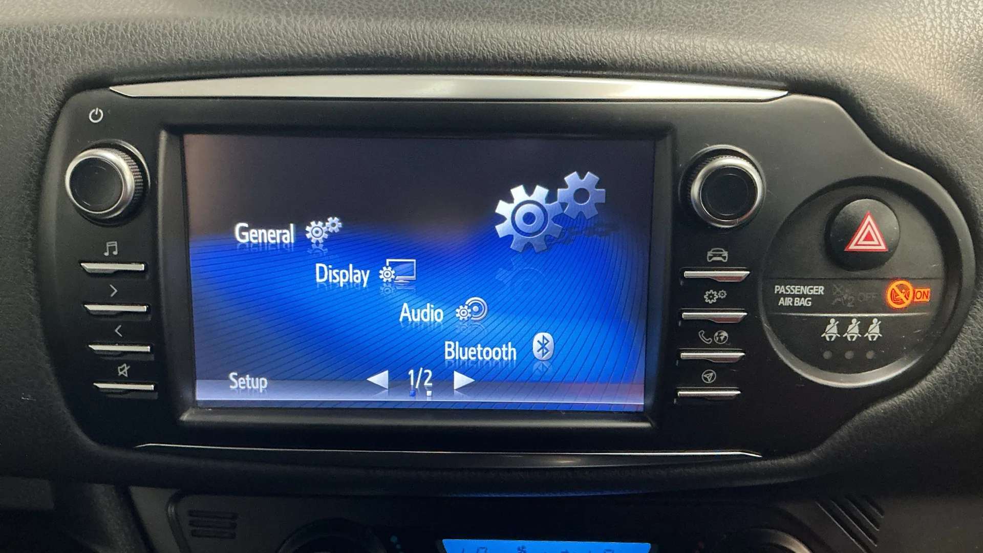 2019 TOYOTA YARIS 2019 TOYOTA YARIS