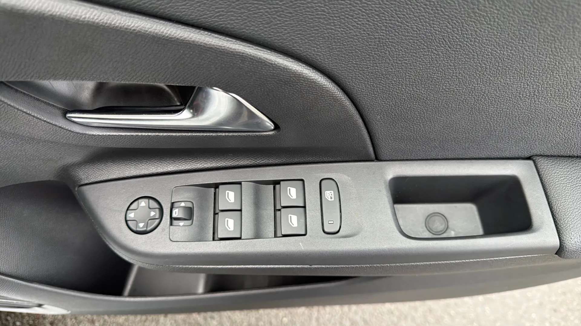 2025 VAUXHALL CORSA 2025 VAUXHALL CORSA